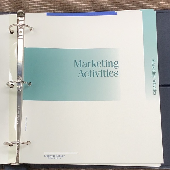 Real Estate COLDWELL BANKER STAND UP PRESENTATION BINDER 7 tabs 3 ring Realtor - Picture 6 of 13